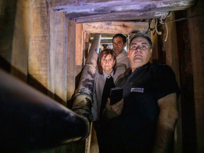 Bullrich avanza en la conformación de su ejército de agentes encubiertos Bullrich avanza en la conformación de su ejército de agentes encubiertos