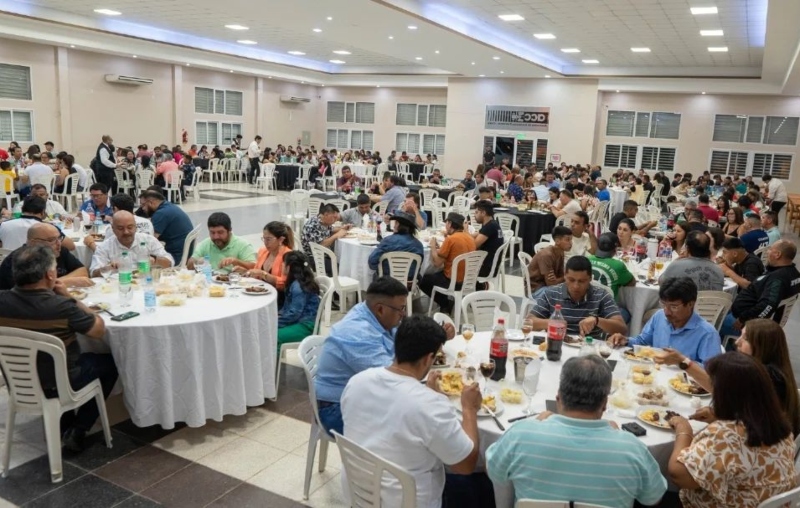 El gremio chaqueño de Camioneros anticipó la celebración de su día con delegaciones del interior El gremio chaqueño de Camioneros anticipó la celebración de su día con delegaciones del interior