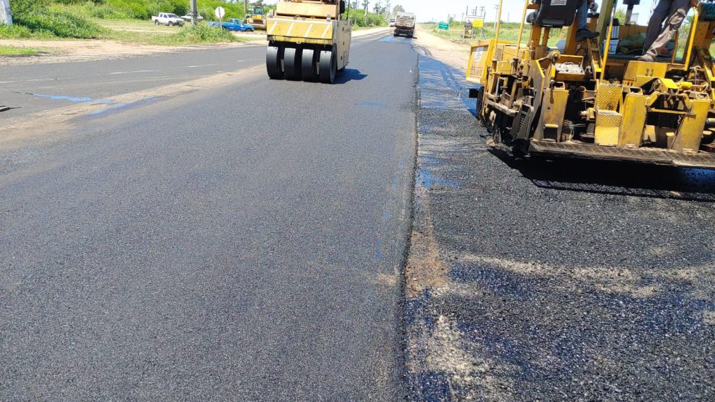 Vialidad provincial trabaja en la puesta a punto de la Ruta Provincial 4