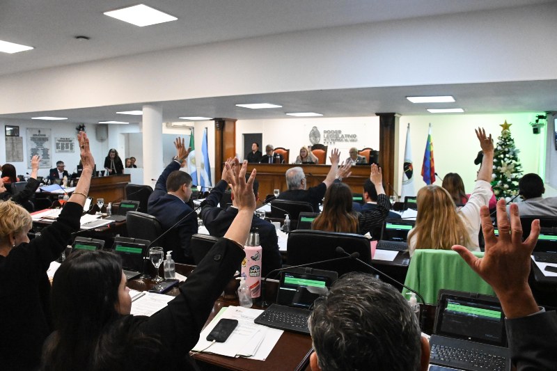 Papelería oficial: 2025 será el año del 40º aniversario del juicio a las Juntas Militares Papelería oficial: 2025 será el año del 40º aniversario del juicio a las Juntas Militares