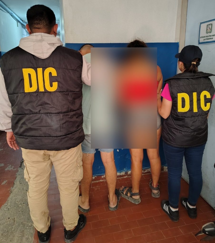 Los buscaban por el robo a una joyería, los atraparon y después descubrieron otro delito Los buscaban por el robo a una joyería, los atraparon y después descubrieron otro delito