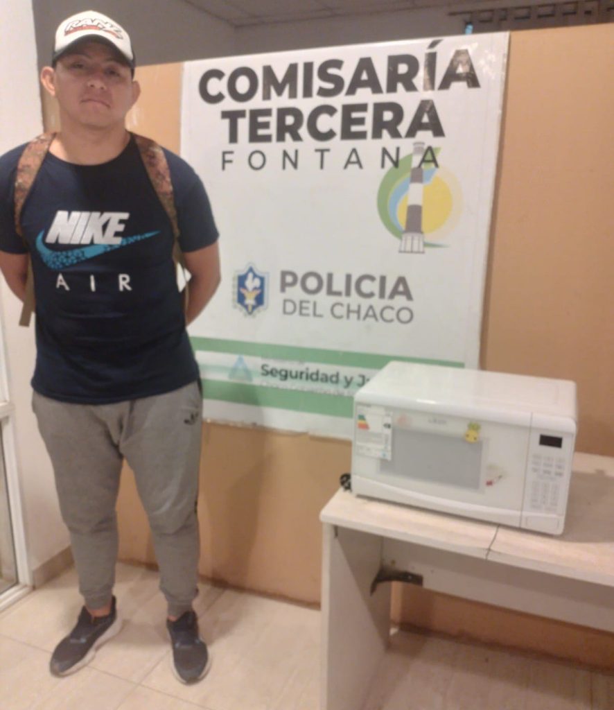 Los sorprendieron sacando pertenencias de una vivienda en Fontana Los sorprendieron sacando pertenencias de una vivienda en Fontana
