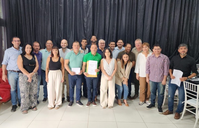 Intendentes Y Diputados