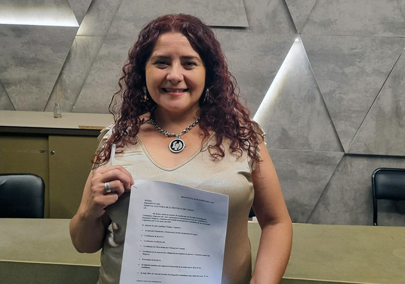 Lilián Marolo presentó su propio Lista de candidatos a diputados provinciales Lilián Marolo presentó su propio Lista de candidatos a diputados provinciales