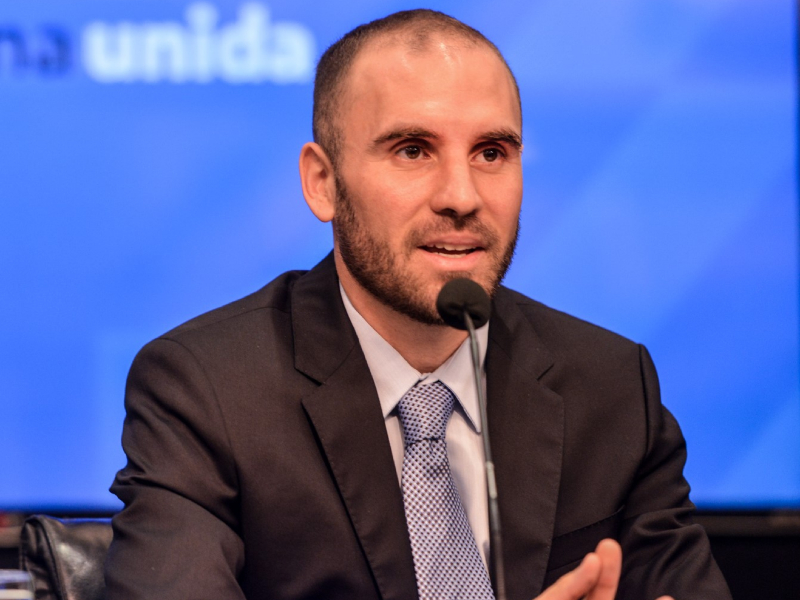 Guzmán criticó el DNU de la deuda: “Si le estuviese yendo bien, no iría al FMI” Guzmán criticó el DNU de la deuda: “Si le estuviese yendo bien, no iría al FMI”