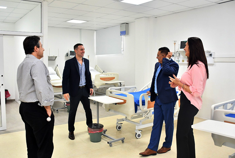 La Unidad Médica Educativa la UNCAus suma un nuevo servicio de cuidados intensivos La Unidad Médica Educativa la UNCAus suma un nuevo servicio de cuidados intensivos