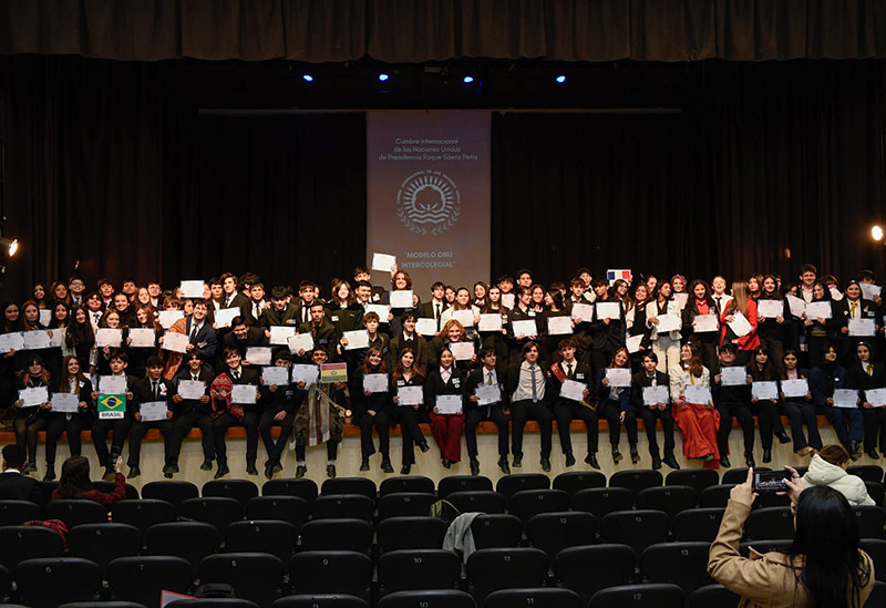 Sáenz Peña: finalizó la 4ª edición del modelo de Naciones Unidas con entrega de certificados y reconocimientos Sáenz Peña: finalizó la 4ª edición del modelo de Naciones Unidas con entrega de certificados y reconocimientos