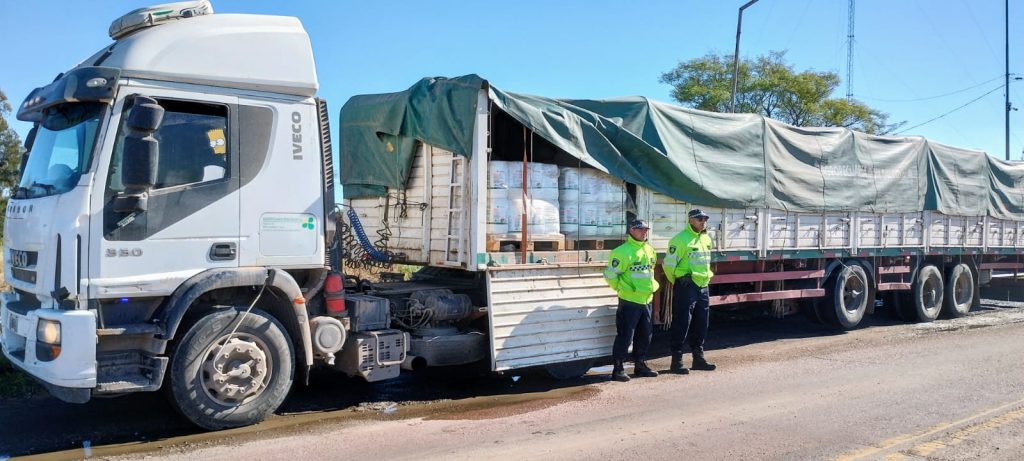 Fin de semana largo: intensos operativos de la Policía Caminera en toda la provincia Fin de semana largo: intensos operativos de la Policía Caminera en toda la provincia