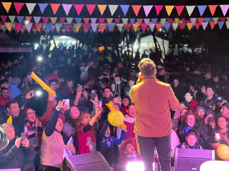 Castelli celebró la 3ª edición de la Peña Celeste y Blanca en el tradicional López Patio Criollo Castelli celebró la 3ª edición de la Peña Celeste y Blanca en el tradicional López Patio Criollo