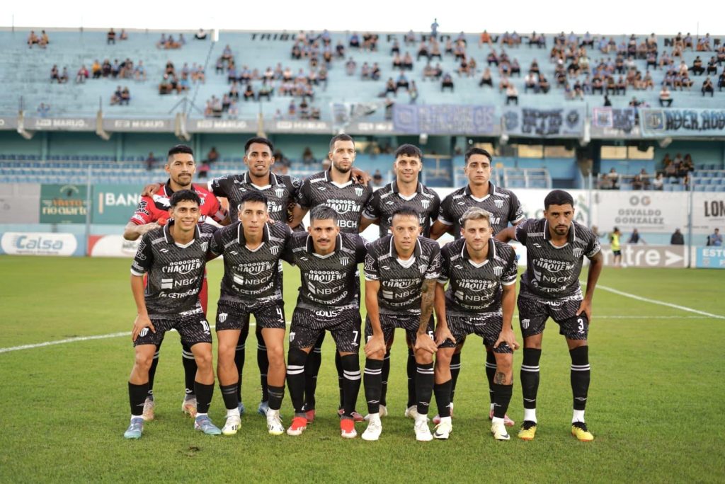 Primera Nacional: For Ever entrena en doble turno y piensa en Estudiantes