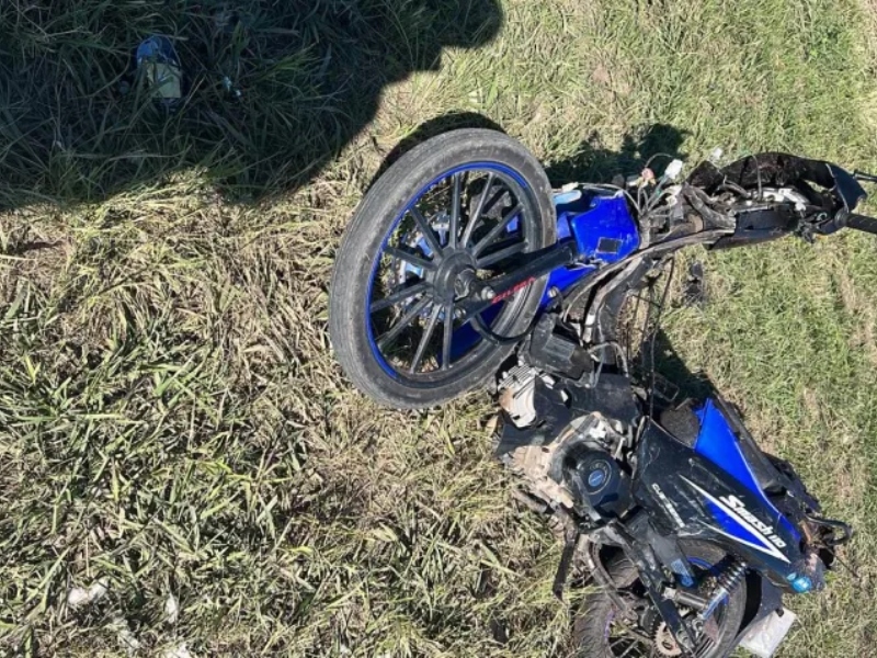 Día del Padre trágico: dos motociclistas murieron en siniestros viales ocurridos en Villa Ángela y Villa Berthet Día del Padre trágico: dos motociclistas murieron en siniestros viales ocurridos en Villa Ángela y Villa Berthet