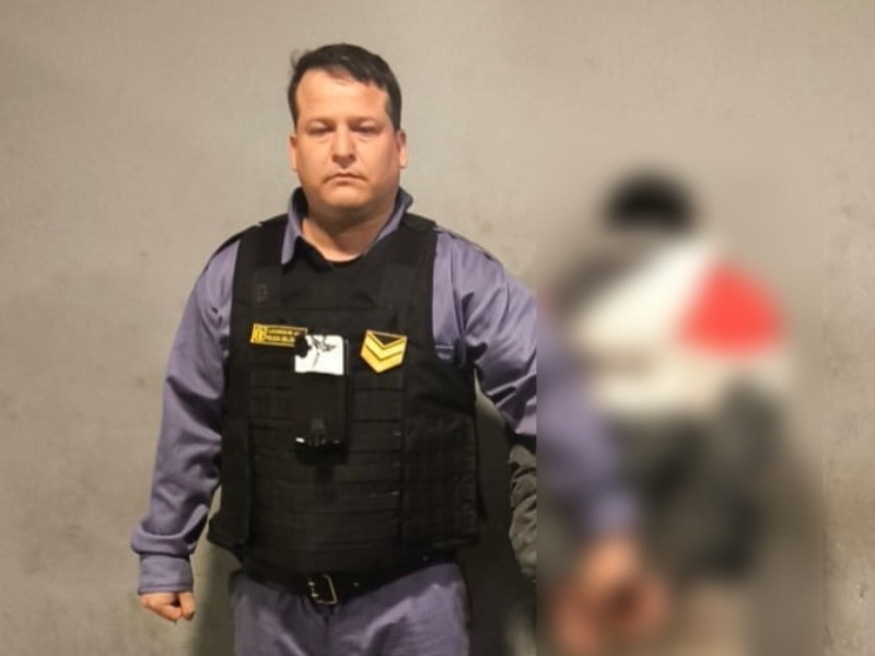 Joven detenido tras un robo a mano armada frente a una vivienda Joven detenido tras un robo a mano armada frente a una vivienda