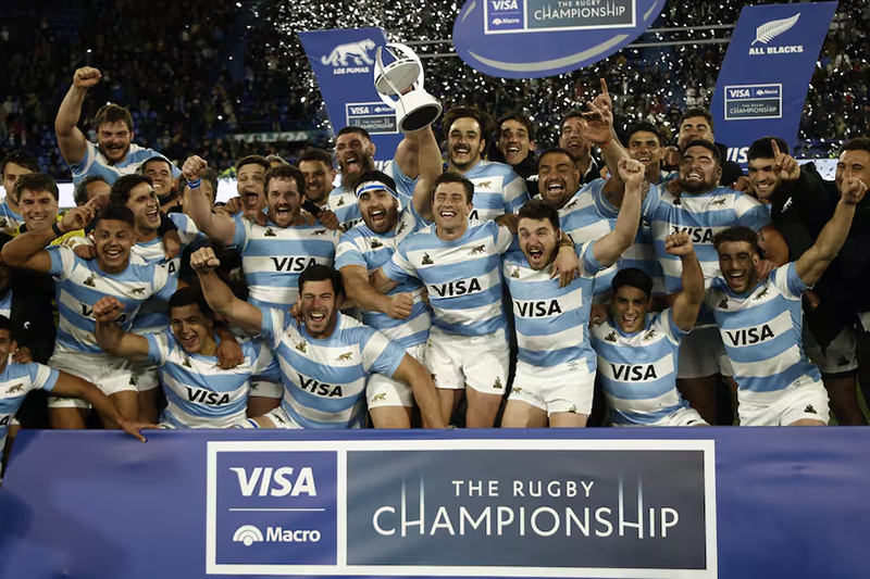 En gran actuación los Pumas pusieron de rodillas a los grandiosos All Blacks En gran actuación los Pumas pusieron de rodillas a los grandiosos All Blacks