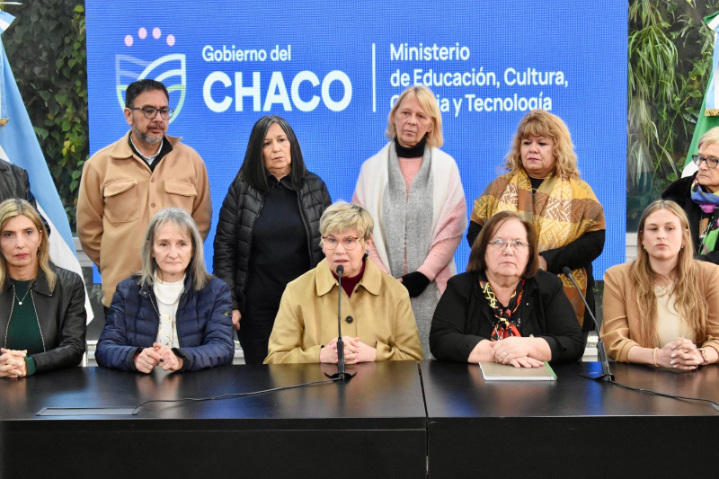 Educación denunció cobros indebidos de sueldos de docentes fallecidos o que viven fuera del país Educación denunció cobros indebidos de sueldos de docentes fallecidos o que viven fuera del país