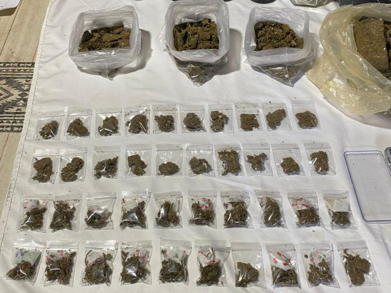 Nuevo golpe al narcotráfico en Gancedo y en Sáenz peña: secuestran drogas, dinero y armas Nuevo golpe al narcotráfico en Gancedo y en Sáenz peña: secuestran drogas, dinero y armas