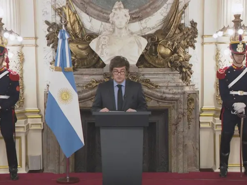 Las mentiras de Milei sobre Presupuesto 2026: falsos aumentos y más ajuste en jubilaciones, salud y educación Las mentiras de Milei sobre Presupuesto 2026: falsos aumentos y más ajuste en jubilaciones, salud y educación