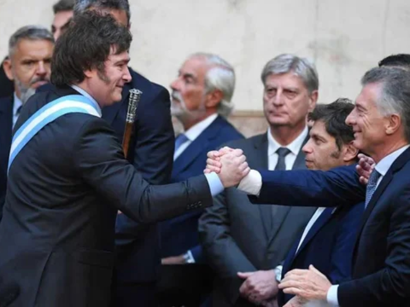 En un nuevo intento por calmar a los mercados, Milei se vuelve a reunir con Macri En un nuevo intento por calmar a los mercados, Milei se vuelve a reunir con Macri