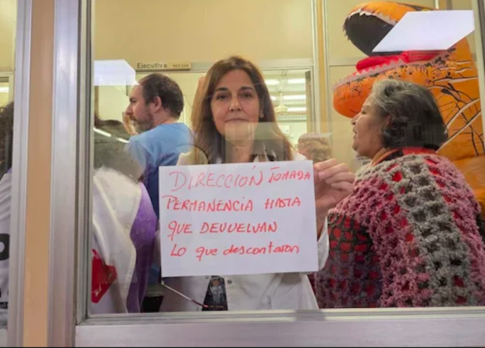 Toma en el Hospital Garrahan: trabajadores reclaman que les devuelvan descuentos salariales Toma en el Hospital Garrahan: trabajadores reclaman que les devuelvan descuentos salariales