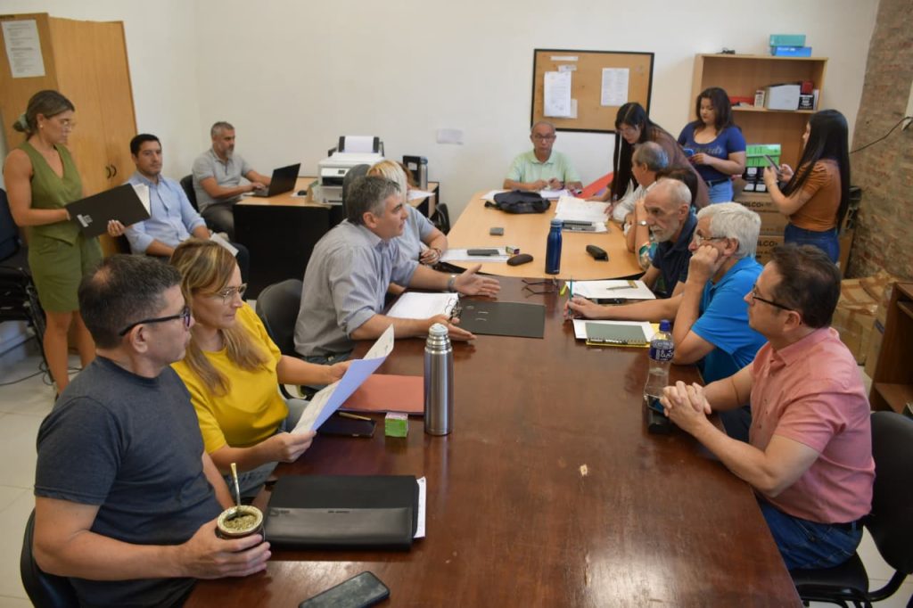 Presupuesto 2026: Obras Públicas municipal brindó detalles del proyecto a los concejales Presupuesto 2026: Obras Públicas municipal brindó detalles del proyecto a los concejales