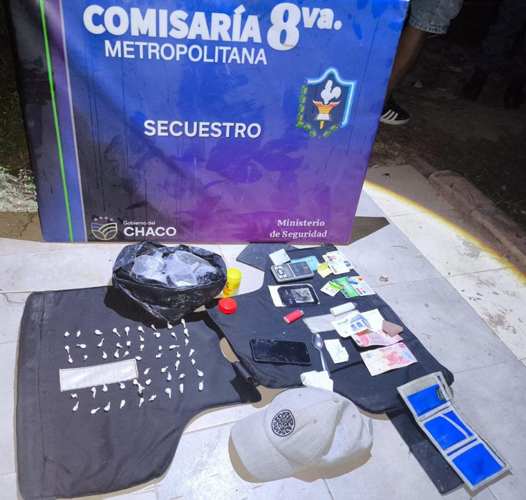 Cuatro detenidos por la supuesta comercialización de estupefacientes en Villa Prosperidad Cuatro detenidos por la supuesta comercialización de estupefacientes en Villa Prosperidad