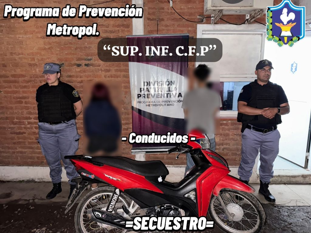 Adolescentes fueron demorados por realizar maniobras peligrosas en una moto Adolescentes fueron demorados por realizar maniobras peligrosas en una moto