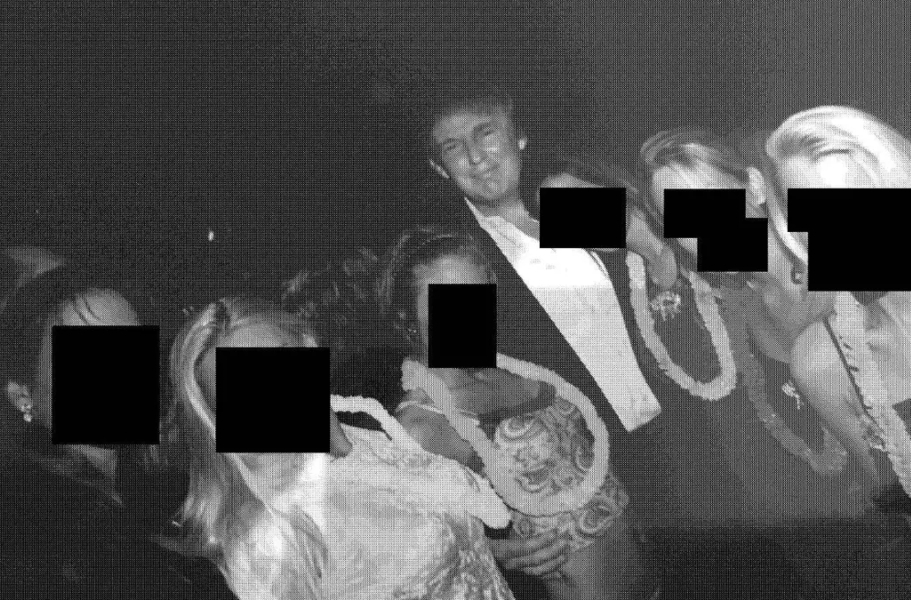 Los demócratas en el Congreso difunden nuevas fotos de Trump rodeado de mujeres en fiestas de Epstein Los demócratas en el Congreso difunden nuevas fotos de Trump rodeado de mujeres en fiestas de Epstein