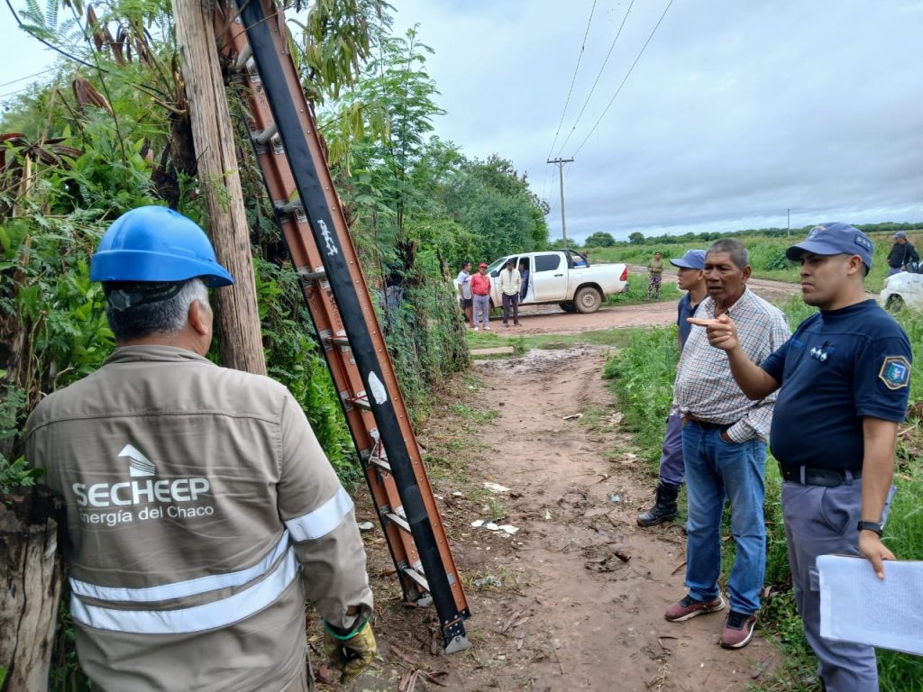Castelli: hallazgo de un cuerpo en barrio Curishi; se trataría de una muerte por electrocución Castelli: hallazgo de un cuerpo en barrio Curishi; se trataría de una muerte por electrocución