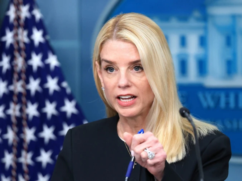 Funcionaria de Trump dijo que Maduro y su esposa serán juzgados en EEUU: “Pronto enfrentarán la ira de la justicia estadounidense” Funcionaria de Trump dijo que Maduro y su esposa serán juzgados en EEUU: “Pronto enfrentarán la ira de la justicia estadounidense”