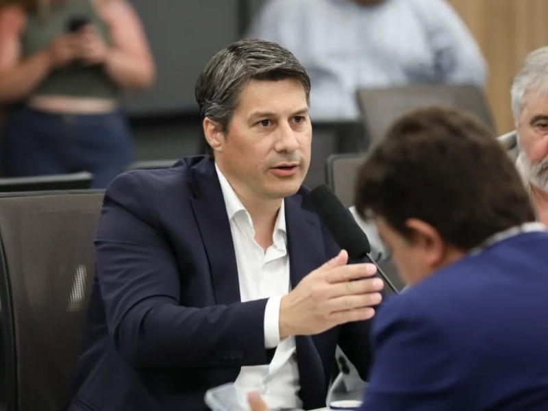 “¿A quién defiende realmente el ministro de Economía del Chaco?”: fuerte crítica del intendente García a Nación y Provincia por la quita de recursos “¿A quién defiende realmente el ministro de Economía del Chaco?”: fuerte crítica del intendente García a Nación y Provincia por la quita de recursos