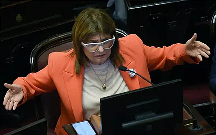 Patricia Bullrich presentó hoy su nueva declaración jurada, en medio de la polémica por el caso Adorni Patricia Bullrich presentó hoy su nueva declaración jurada, en medio de la polémica por el caso Adorni