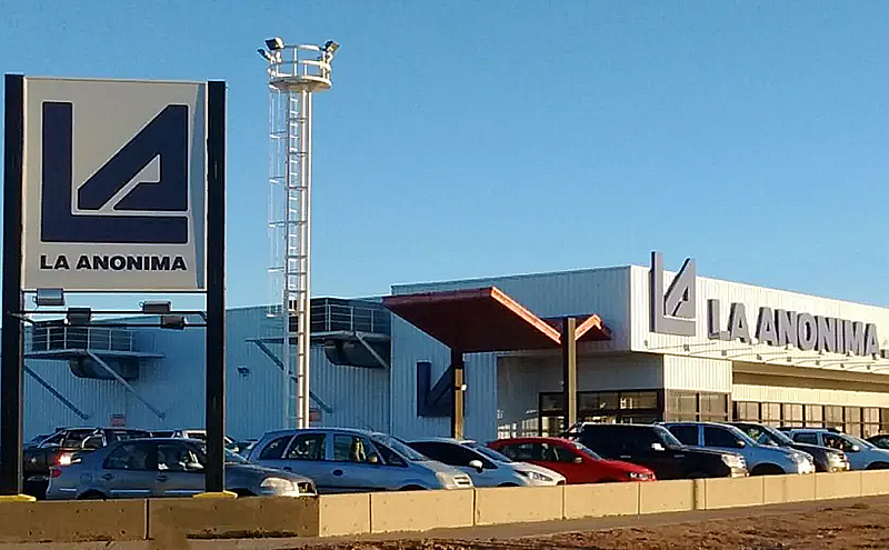 La cadena de supermercados La Anónima al borde de la quiebra La cadena de supermercados La Anónima al borde de la quiebra