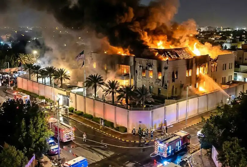 Drones iraníes impactaron contra la embajada de EE.UU en Riad y la guerra se traslada a capitales árabes Drones iraníes impactaron contra la embajada de EE.UU en Riad y la guerra se traslada a capitales árabes