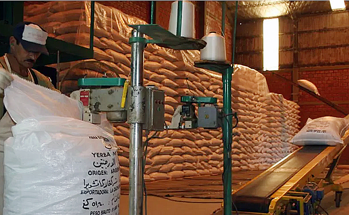 Exportador sirio explicó la paralización de los envíos de yerba a Oriente Medio Exportador sirio explicó la paralización de los envíos de yerba a Oriente Medio