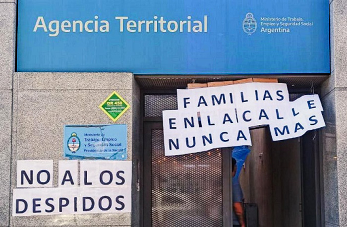 El Gobierno desguaza la Secretaría de Trabajo: cierra delegaciones en todo el país y despide a 1.600 empleados El Gobierno desguaza la Secretaría de Trabajo: cierra delegaciones en todo el país y despide a 1.600 empleados