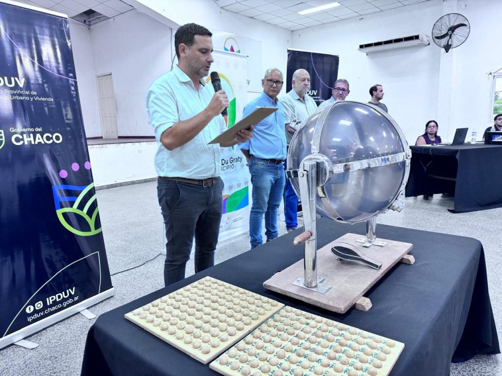Ipduv realizó el sorteo público de viviendas en Coronel Du Graty Ipduv realizó el sorteo público de viviendas en Coronel Du Graty
