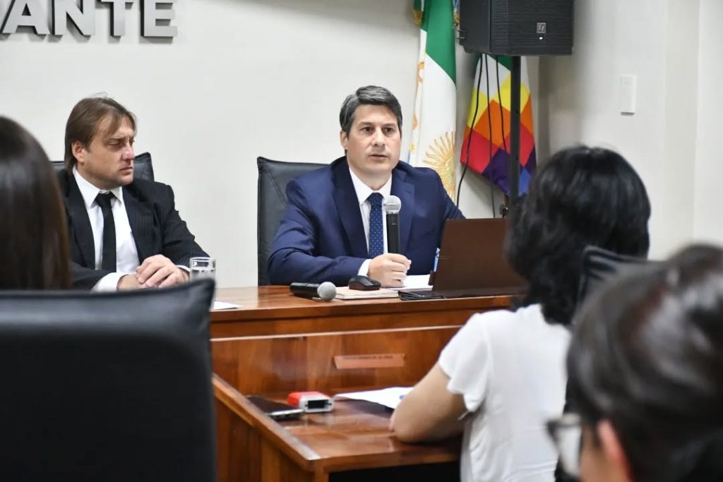 “Juanchi” García abrió sesiones con un pedido urgente por el trabajo y el interior productivo “Juanchi” García abrió sesiones con un pedido urgente por el trabajo y el interior productivo