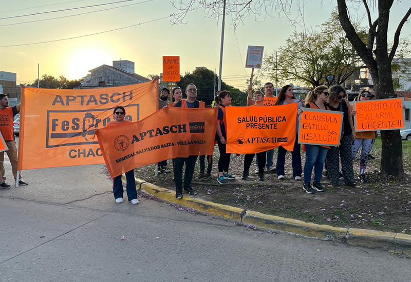 APTASCH convoca este jueves a una marcha contra el ajuste y el vaciamiento de la salud pública APTASCH convoca este jueves a una marcha contra el ajuste y el vaciamiento de la salud pública
