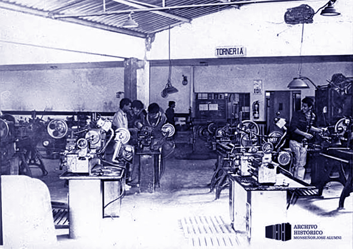 La Escuela Industrial de Resistencia celebra su 101° Aniversario 1925-2026 La Escuela Industrial de Resistencia celebra su 101° Aniversario 1925-2026