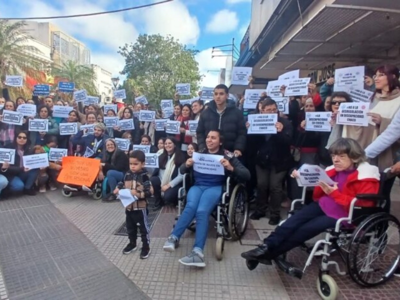 “No entendemos el ensañamiento del gobierno nacional con las personas con discapacidad” “No entendemos el ensañamiento del gobierno nacional con las personas con discapacidad”