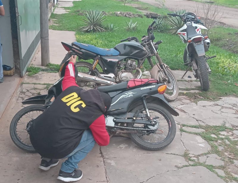 Allanamientos por “wileros”: secuestraron 17 motocicletas y detuvieron a 14 personas Allanamientos por “wileros”: secuestraron 17 motocicletas y detuvieron a 14 personas