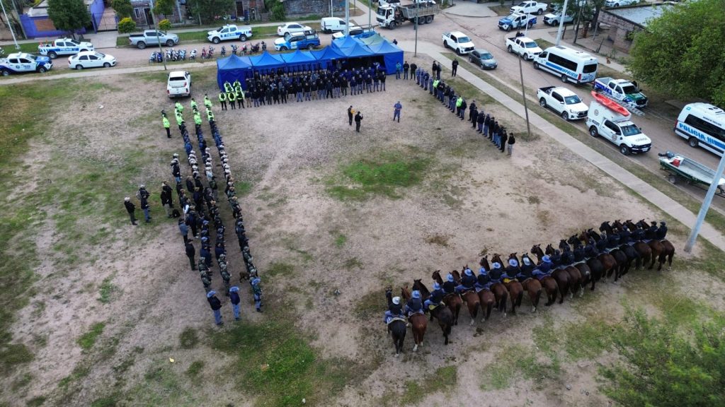 Continúa la intensa búsqueda de Axel González en Fontana, a diez días de su desaparición