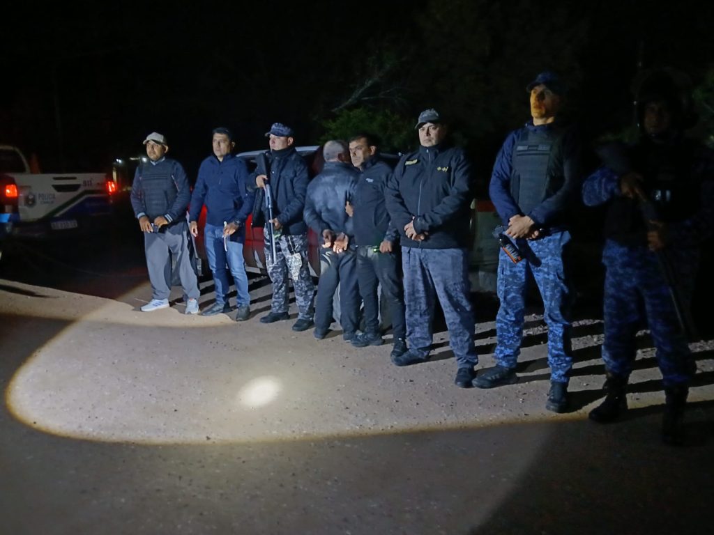 Detuvieron a un hombre que se atrincheró tras amenazar a su pareja