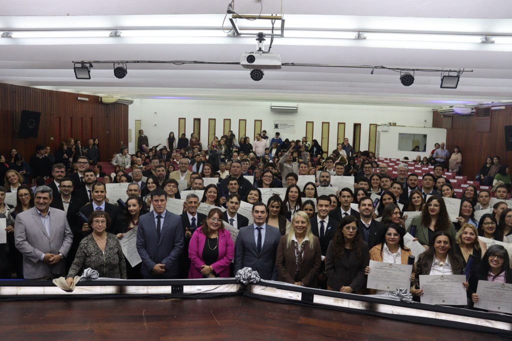 “La Universidad pública transforma vidas”: UTN Resistencia entregó títulos a 132 nuevos profesionales
