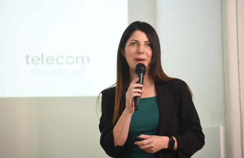 Capacitan en cómo hacer periodismo de calidad en la era de la IA en la carrera de Comunicación Social Capacitan en cómo hacer periodismo de calidad en la era de la IA en la carrera de Comunicación Social