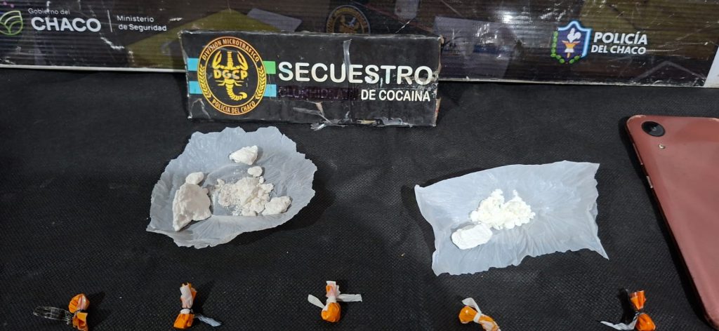 Allanamiento en un barrio de Resistencia: secuestraron cocaína, dinero en efectivo y detuvieron a dos personas