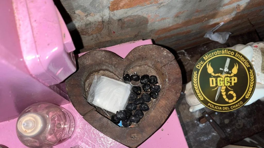 Sáenz Peña: desmantelaron un kiosco de drogas en el barrio Ginez Benítez Sáenz Peña: desmantelaron un kiosco de drogas en el barrio Ginez Benítez