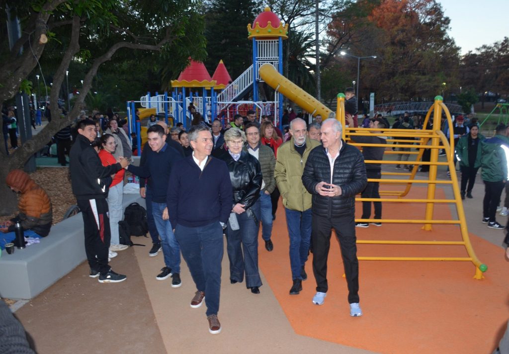 El Parque 2 de Febrero vuelve a brillar: quedaron inauguradas las obras de renovación integral