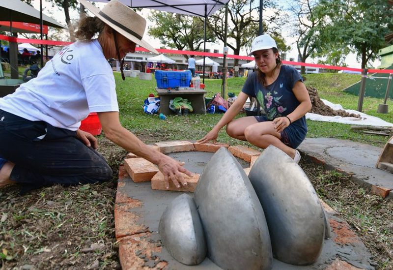 La Bienal vivirá su segunda jornada con varias actividades y gran cierre de Mundo Armandi La Bienal vivirá su segunda jornada con varias actividades y gran cierre de Mundo Armandi