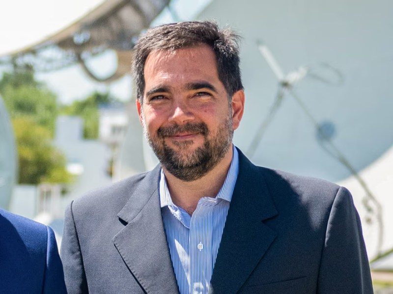 Indagan hoy al exfuncionario libertario al que le hallaron droga y 2 millones de dólares en su casa Indagan hoy al exfuncionario libertario al que le hallaron droga y 2 millones de dólares en su casa