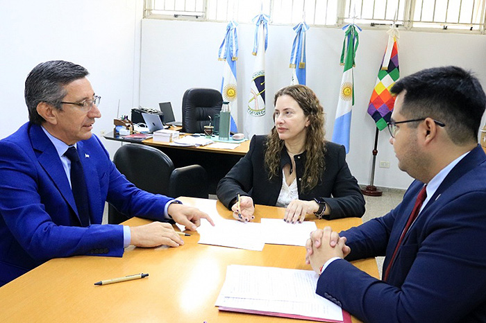 El Ministerio de Justicia y la UNNE impulsan más prácticas para estudiantes El Ministerio de Justicia y la UNNE impulsan más prácticas para estudiantes